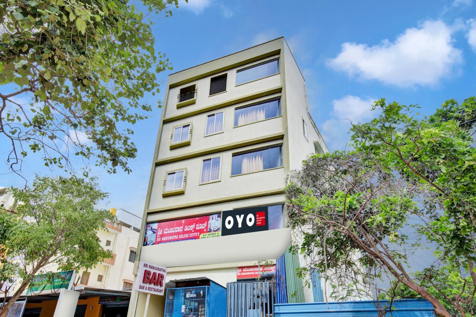 Hotel O Sri Manjunatha Deluxe Suites Bangalore Exteriör bild